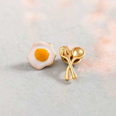月見銷魂半熟蛋-無耳洞黏貼式耳環