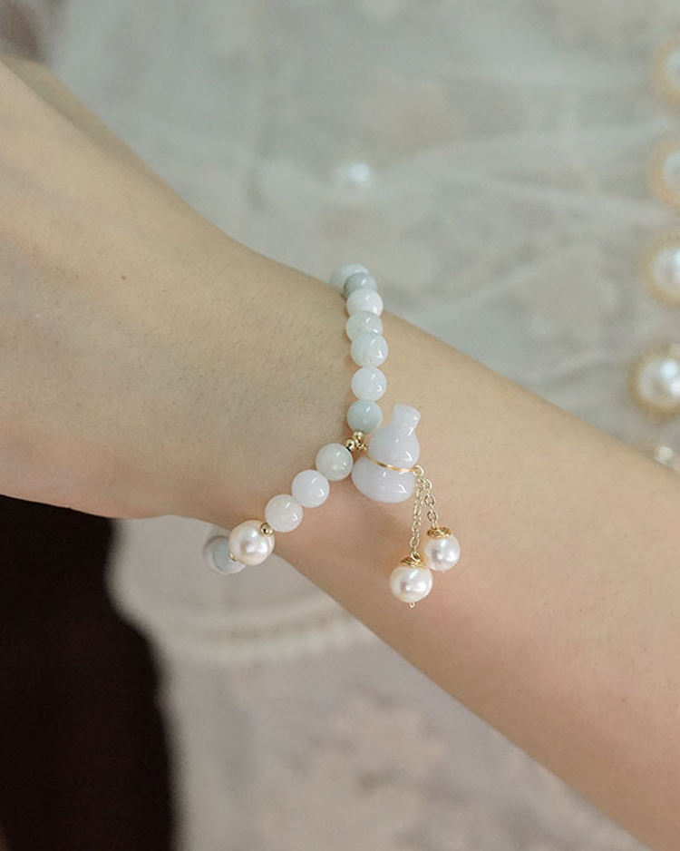 翡翠神秘葫蘆珍珠手鍊 模特兒展示