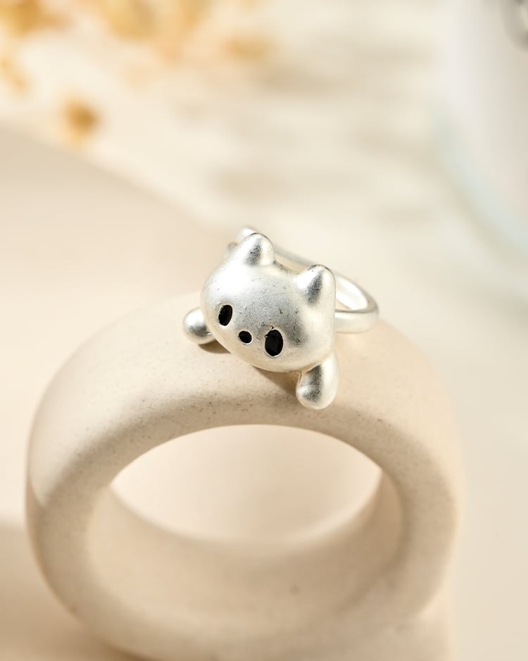 純淨萌貓耳骨夾(單支) 左耳 場景展示