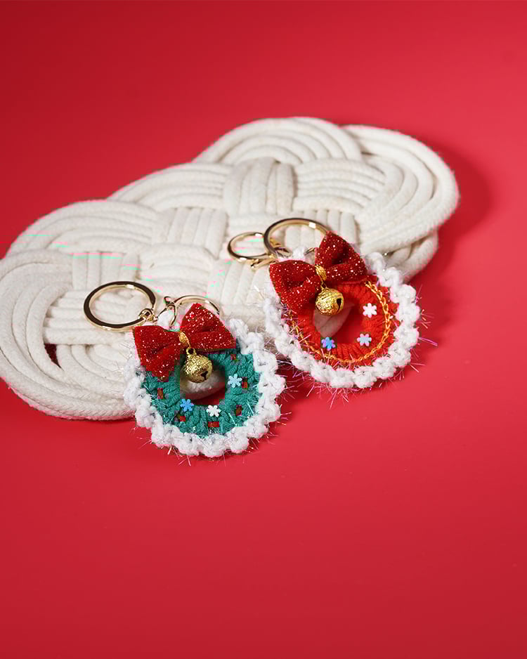 聖誕經典紅綠花圈吊飾 場景展示