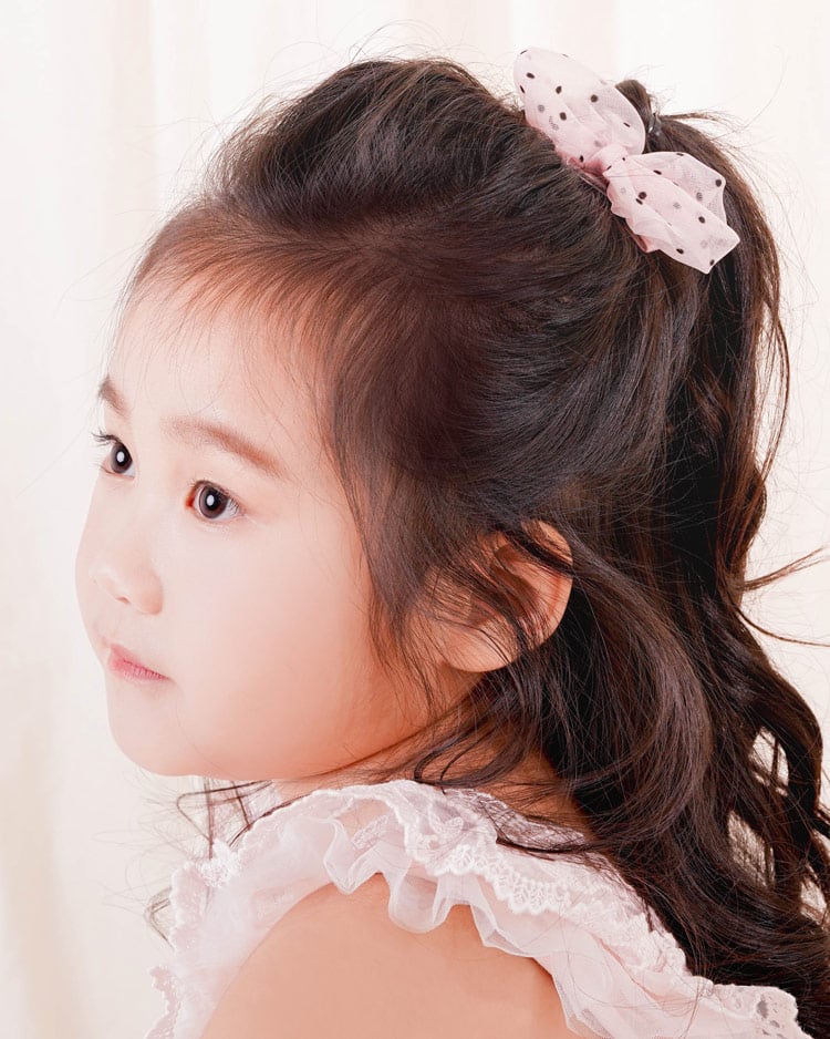 公主物語水玉網紗蝴蝶結髮夾 模特兒展示