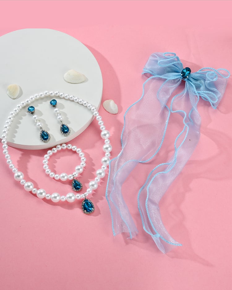 典雅浮誇蝴蝶髮夾黏貼式耳環飾品盒 (4件組) 場景展示