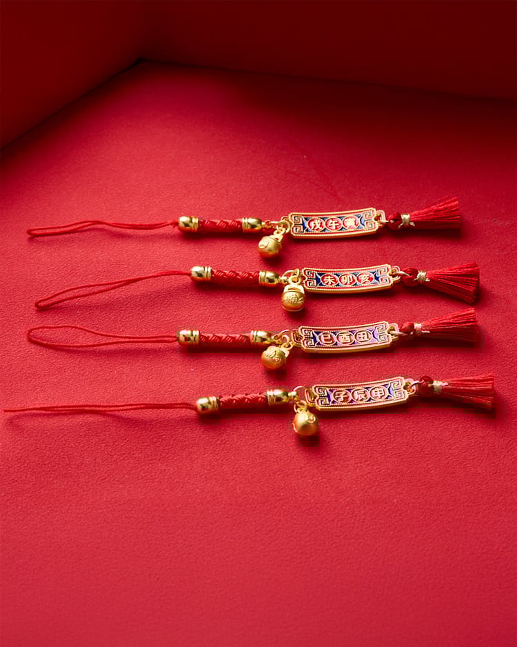 四款三合生肖掛件展示