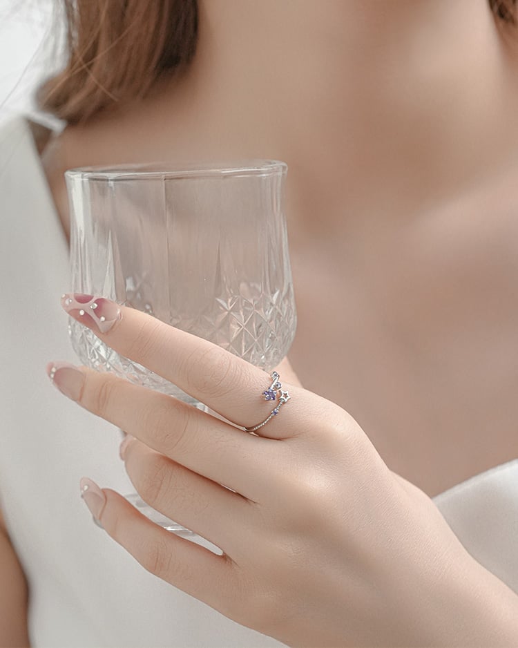 紫星點綴開口戒指[純銀] 模特兒展示