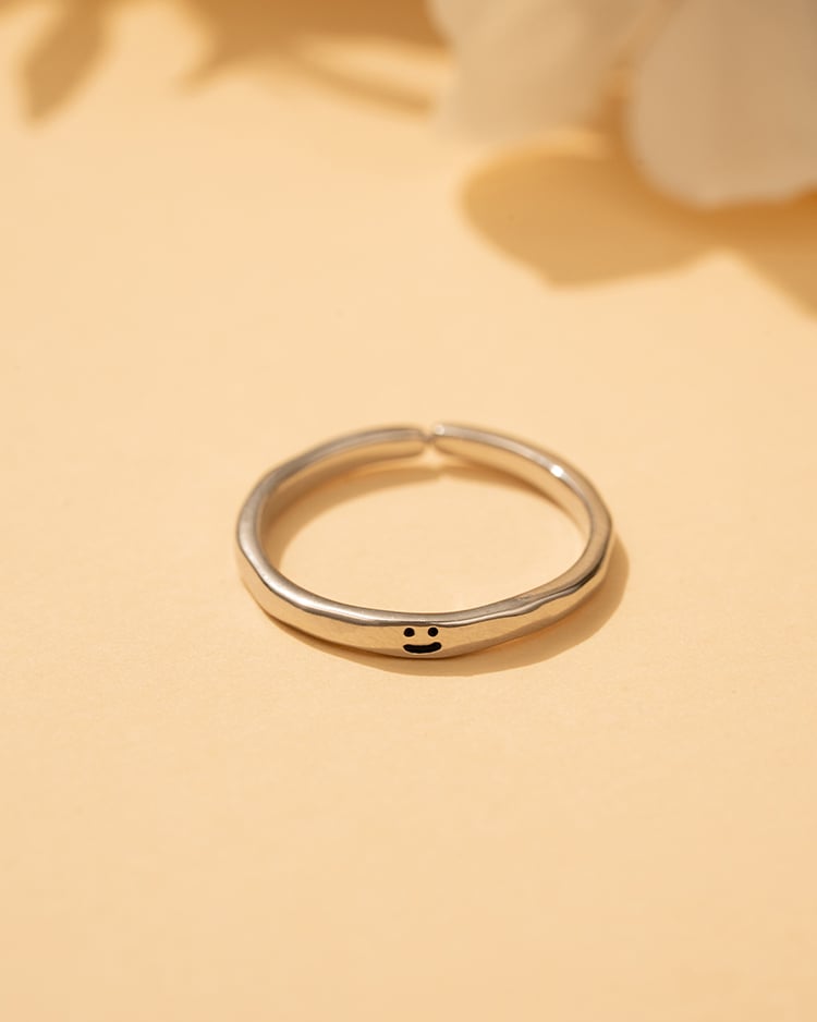小可愛微笑開口戒指[純銀] 場景展示