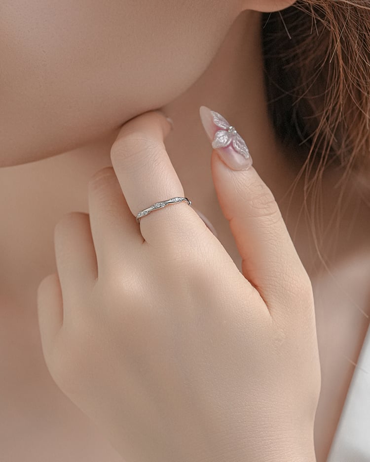 流光星爍開口戒指[純銀] 模特兒展示