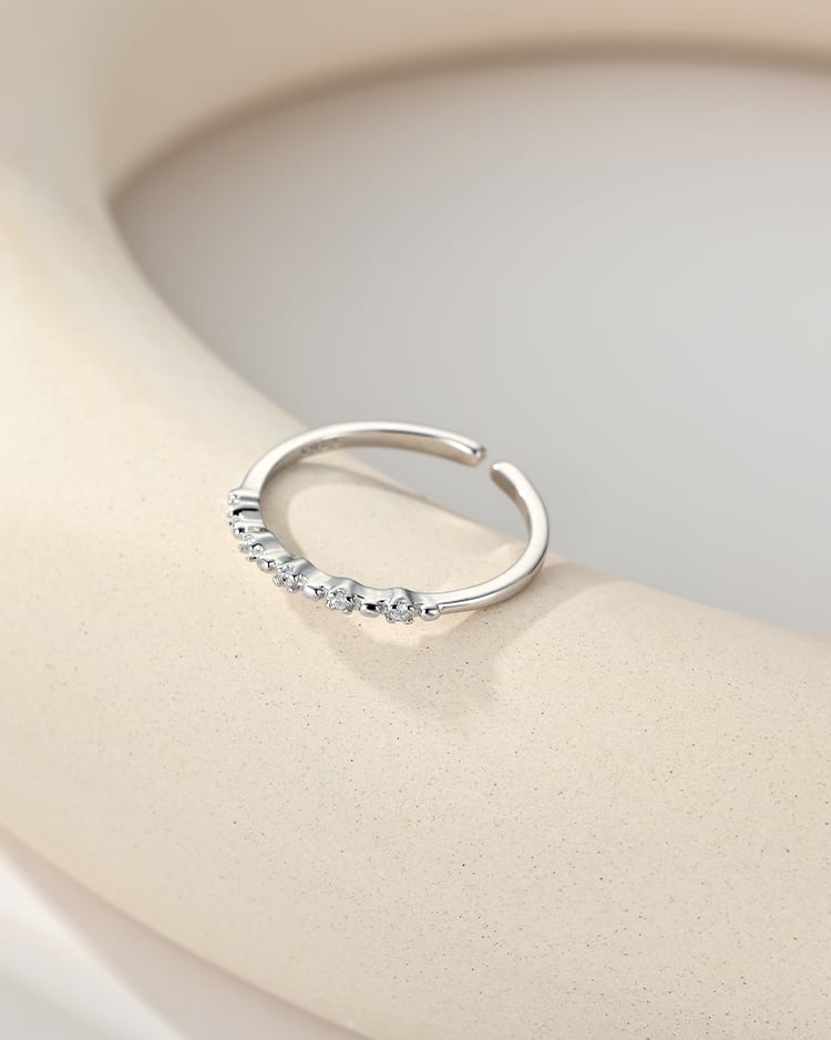 微光閃閃開口戒指[純銀] 場景展示