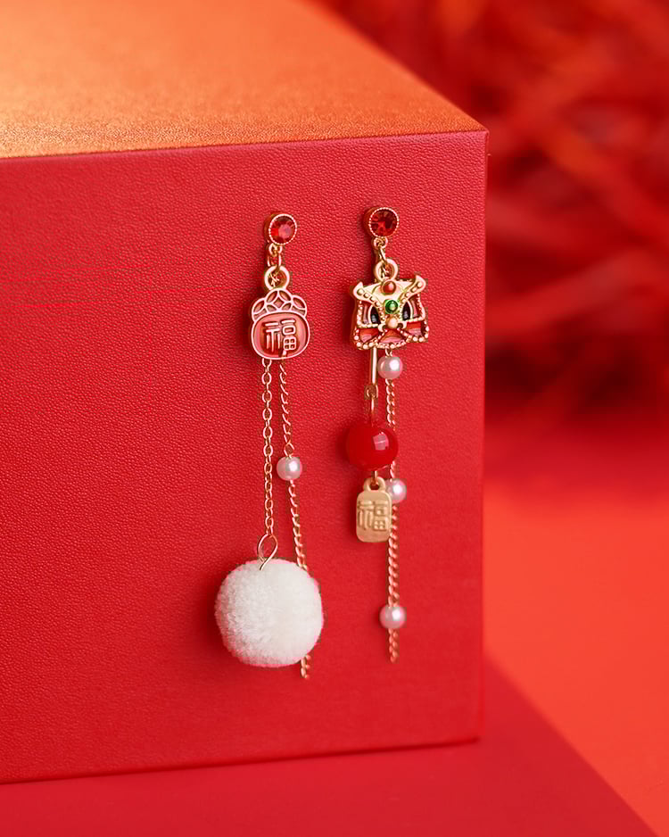 瑞獅迎福耳環新年 耳針/無耳洞黏貼式耳環 場景展示