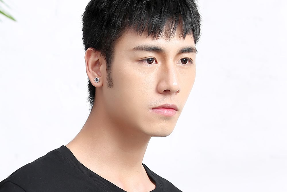 帅气性格黑色雪花 无耳洞黏贴式耳环