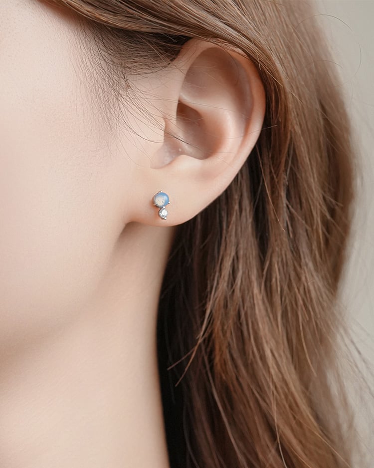 湛藍月光石晶鑽 耳針/無耳洞黏貼式耳環 模特兒展示