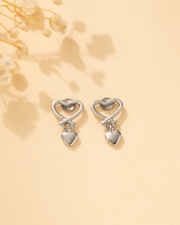 甜美雙心垂墜 耳針/無耳洞黏貼式耳環 場景展示