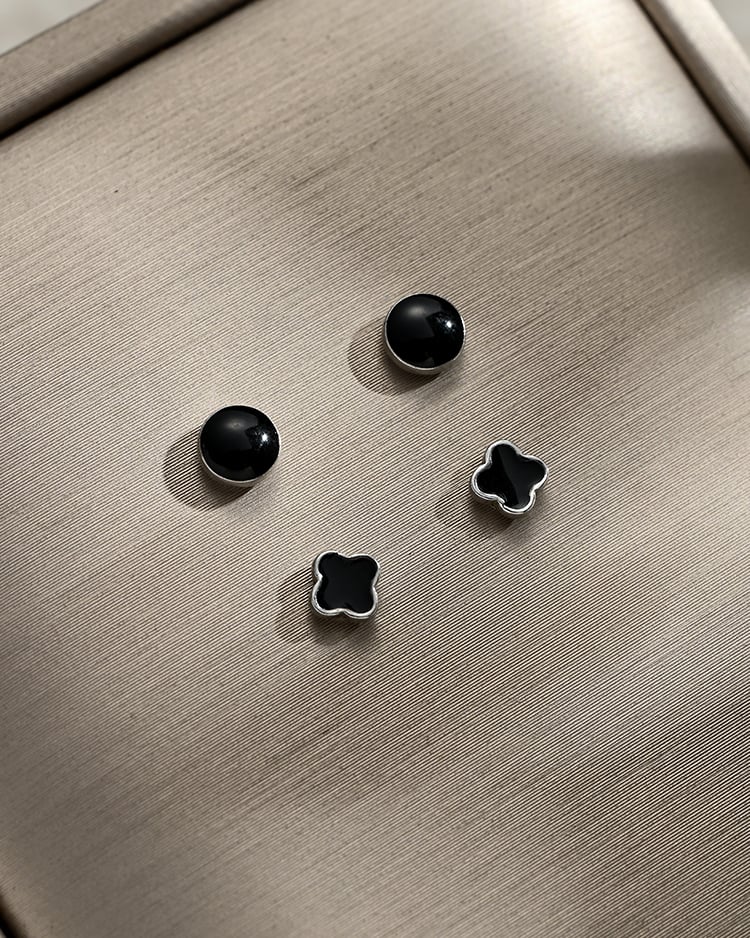 極簡幾何酷黑系列 耳針/無耳洞黏貼式耳環 場景展示