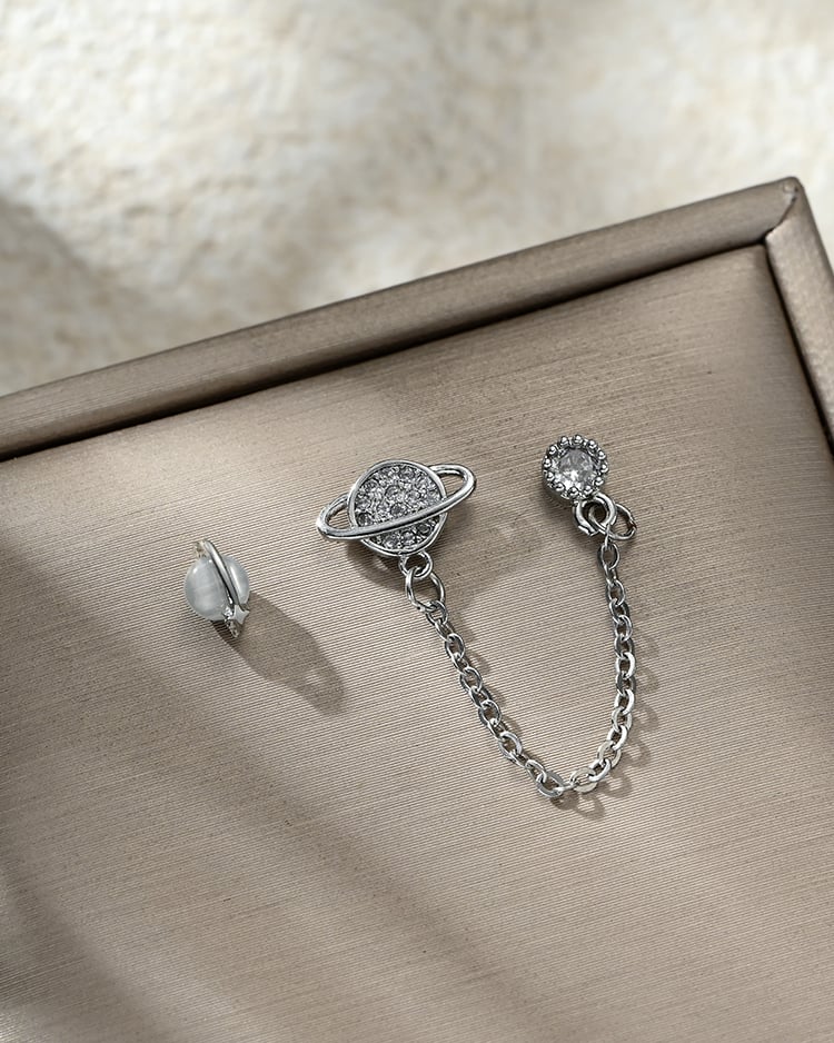 不對稱星際行星鋯石鍊條 耳針/無耳洞黏貼式耳環 場景展示