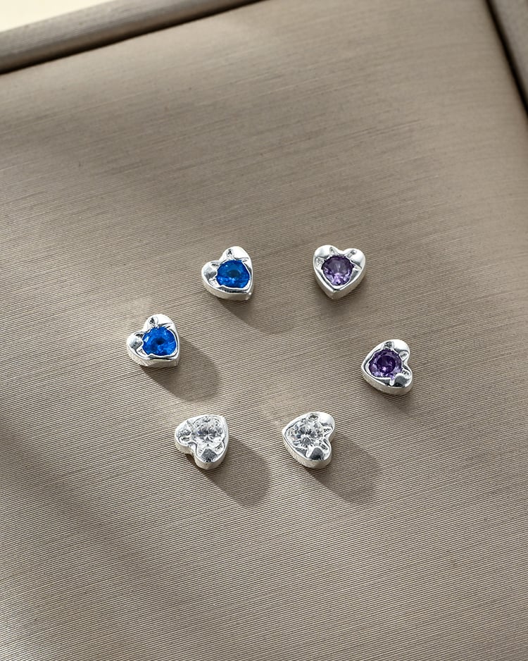 甜美愛心單鑽 耳針/無耳洞黏貼式耳環 場景展示