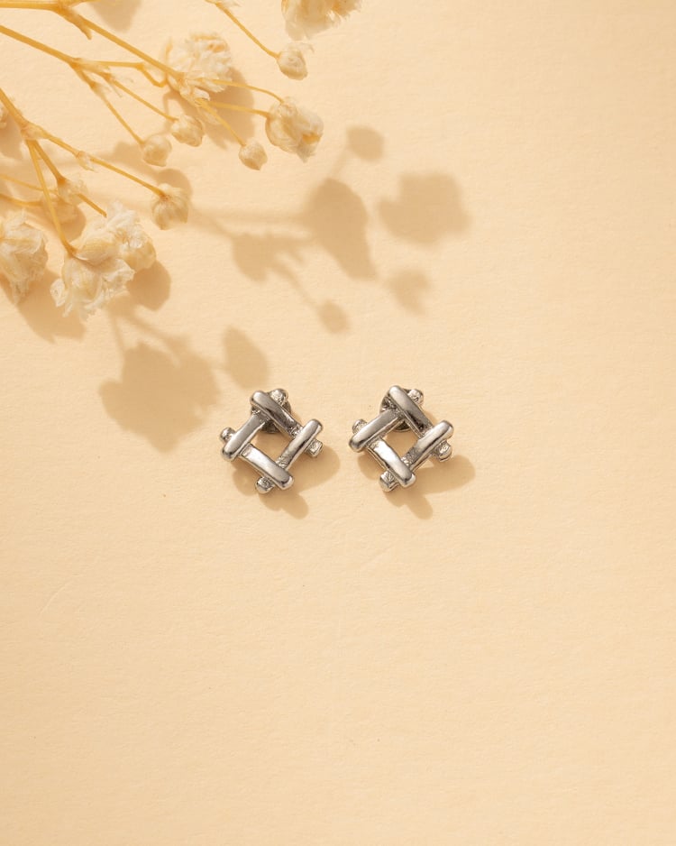 個性交錯幾何方塊 耳針/無耳洞黏貼式耳環 場景展示