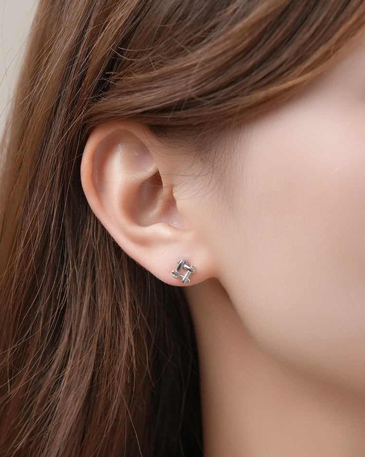 個性交錯幾何方塊 耳針/無耳洞黏貼式耳環 模特兒展示