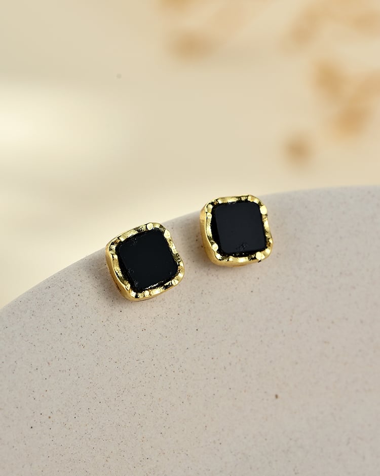 復古金邊黑方塊 耳針/無耳洞黏貼式耳環 場景展示