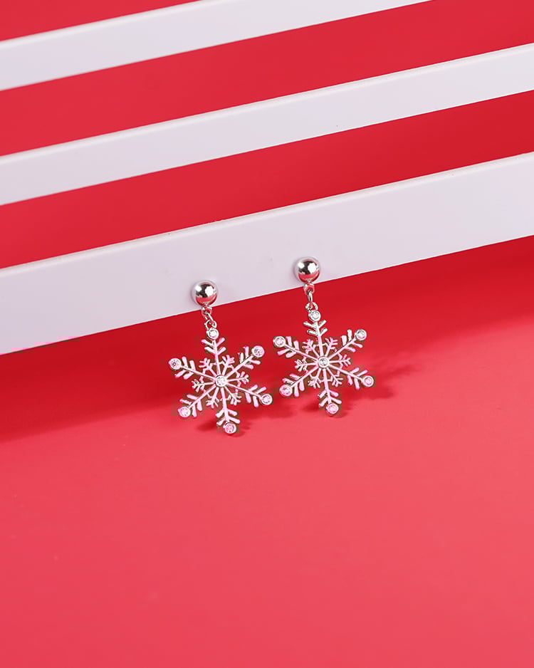 聖誕銀光閃閃雪花 耳針/無耳洞黏貼式耳環 場景展示