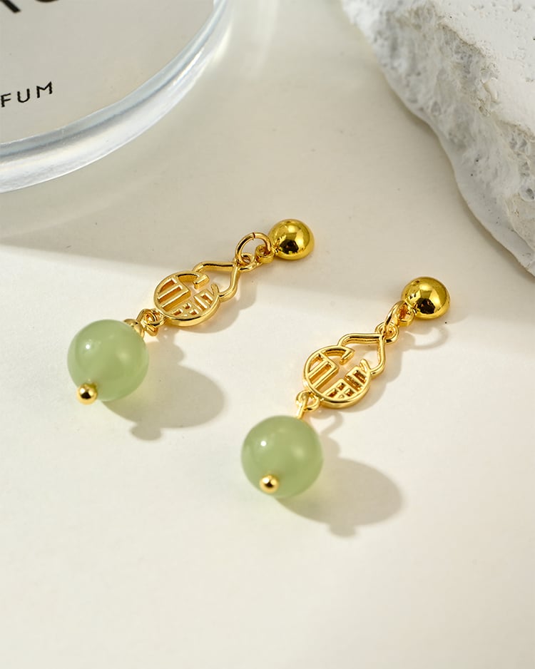 福韻雅緻耳環 耳針/無耳洞黏貼式耳環 場景展示