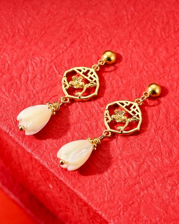 窗映簍空春櫻 耳針/無耳洞黏貼式耳環 場景展示