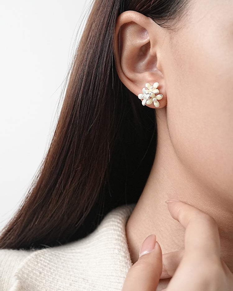 清新繁花盛開 耳針/無耳洞黏貼式耳環 模特兒展示