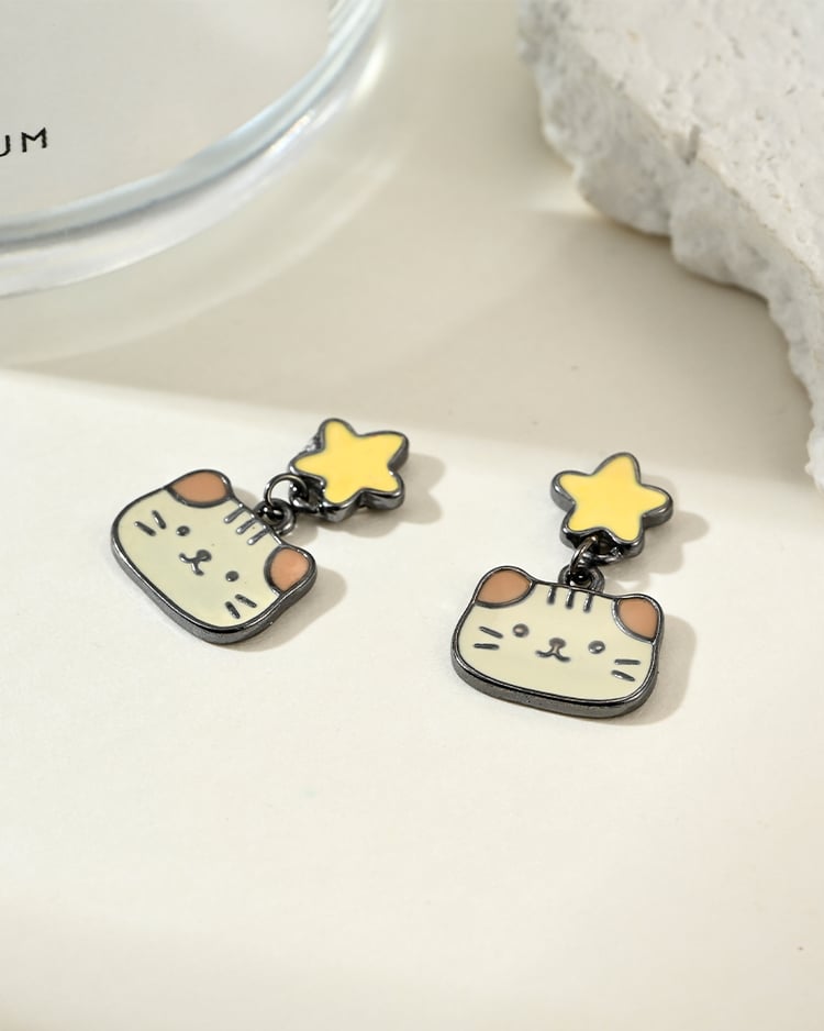 星願躲貓貓 耳針/無耳洞黏貼式耳環 場景展示