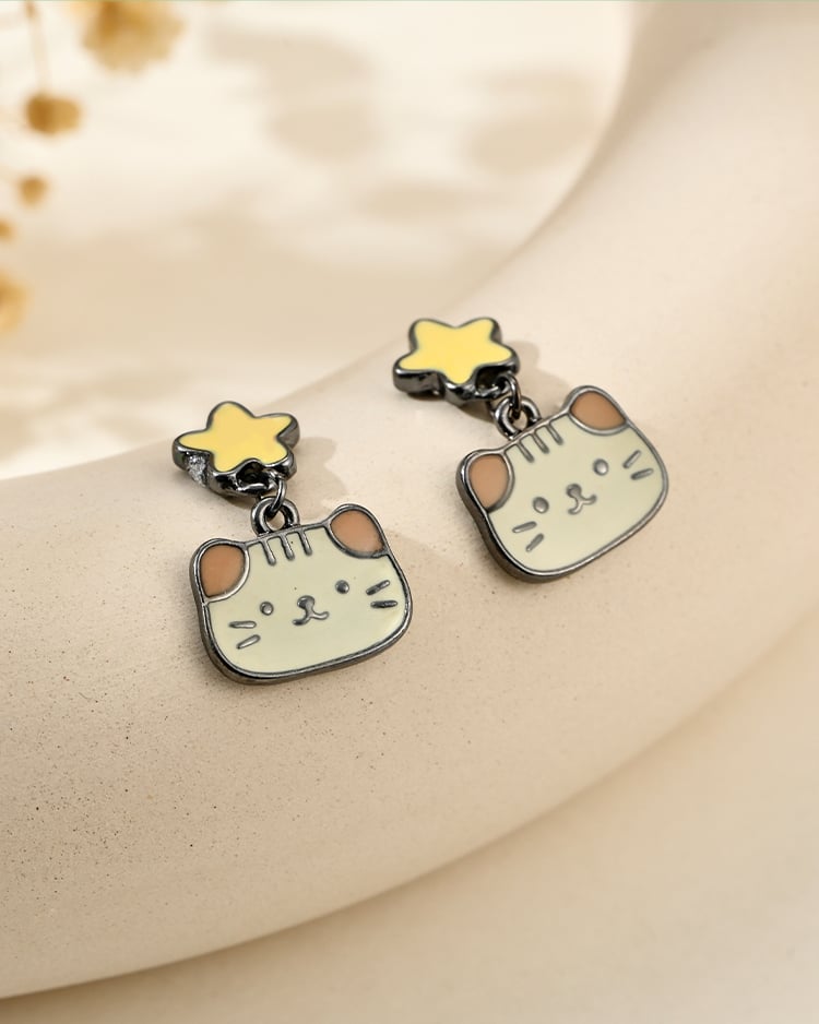 星願躲貓貓 耳針/無耳洞黏貼式耳環 場景展示
