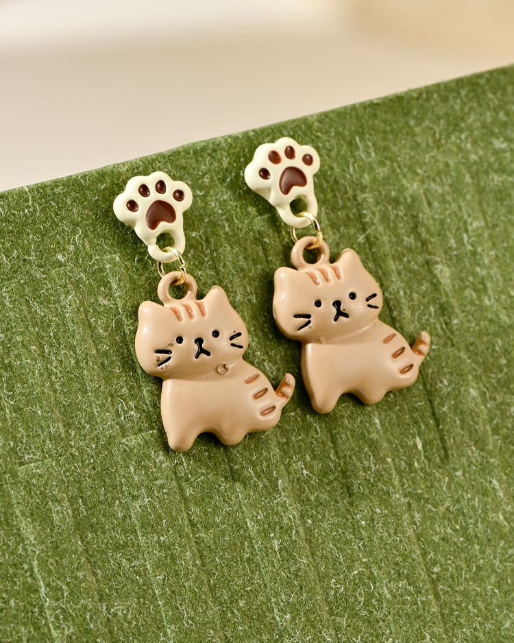 超萌肉球貓掌 耳針/無耳洞黏貼式耳環 場景展示