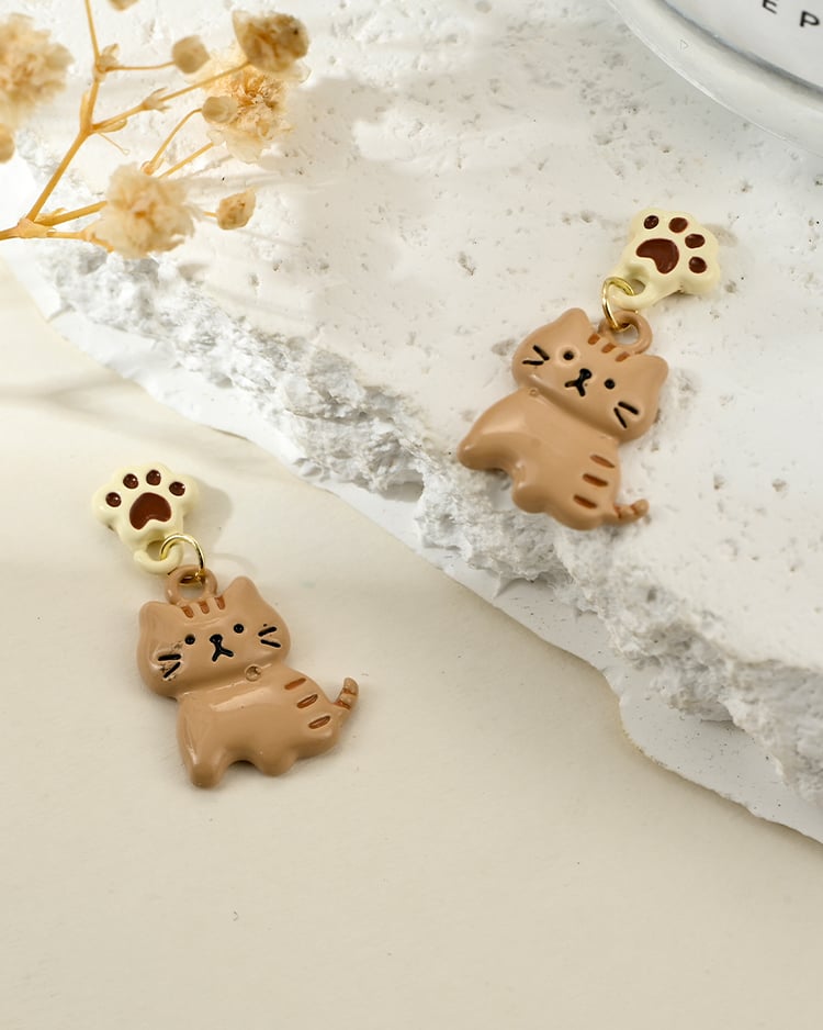 超萌肉球貓掌 耳針/無耳洞黏貼式耳環 場景展示