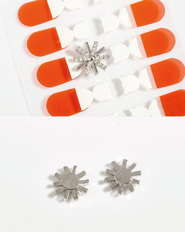 韓版簡約太陽鑲鑽 無耳洞黏貼式耳環 細節展示