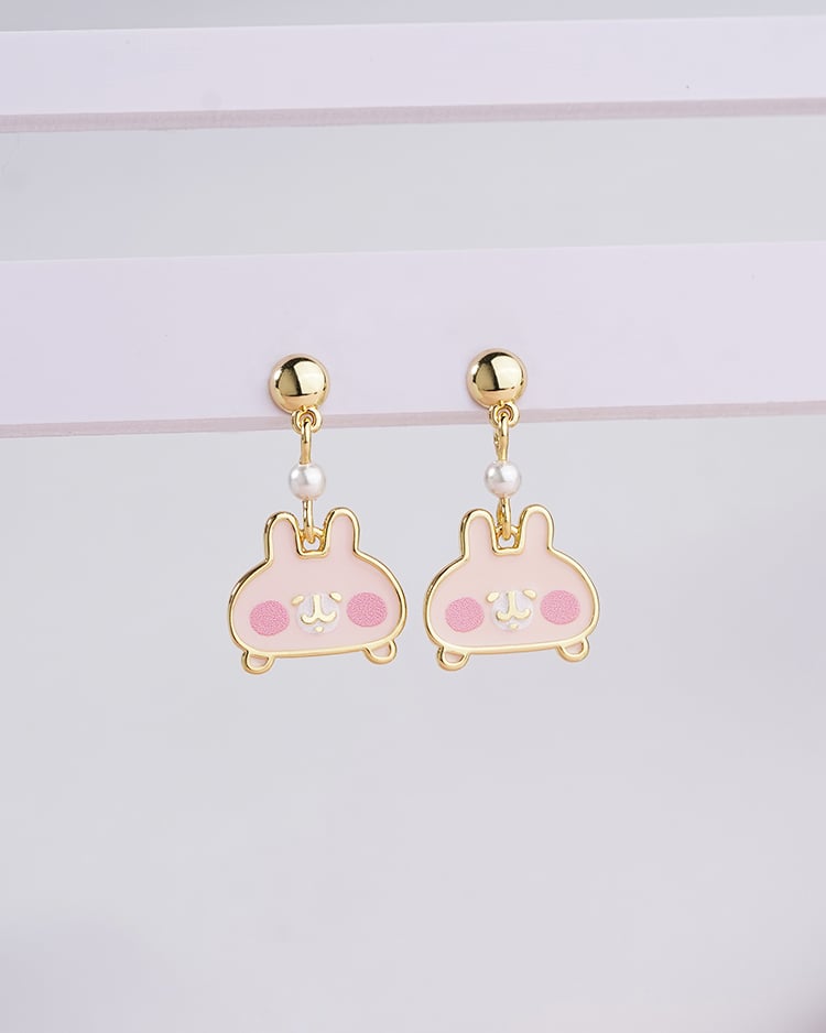 卡娜赫拉的小動物 甜美珍珠兔兔 無耳洞黏貼式耳環 耳針/無耳洞黏貼式耳環 場景展示