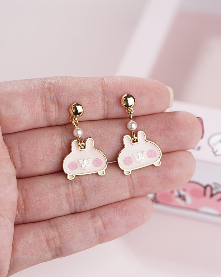 卡娜赫拉的小動物 甜美珍珠兔兔 無耳洞黏貼式耳環 耳針/無耳洞黏貼式耳環 場景展示