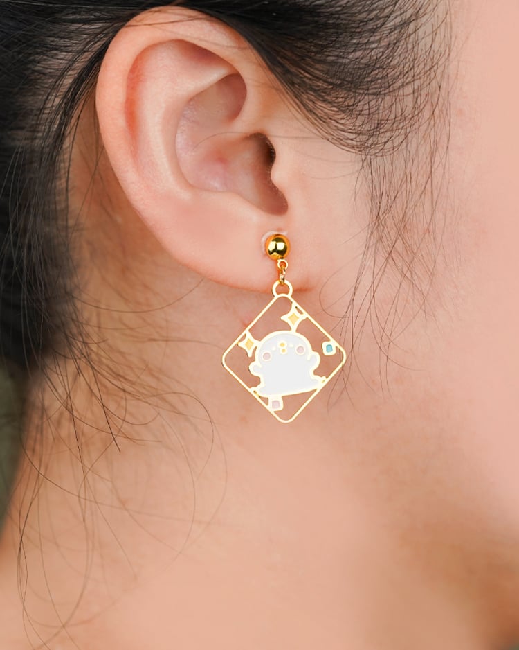 卡娜赫拉的小動物 手舞足蹈的兔兔與P助 無耳洞黏貼式耳環 場景展示