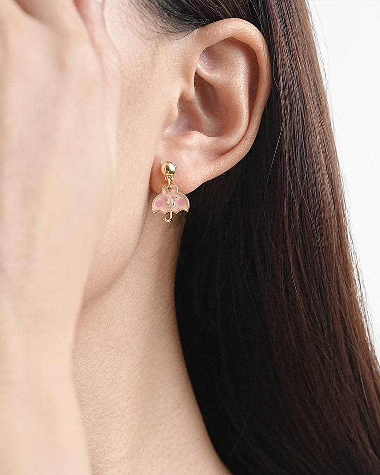 卡娜赫拉的小動物 兔兔小傘 無耳洞黏貼式耳環 模特兒展示