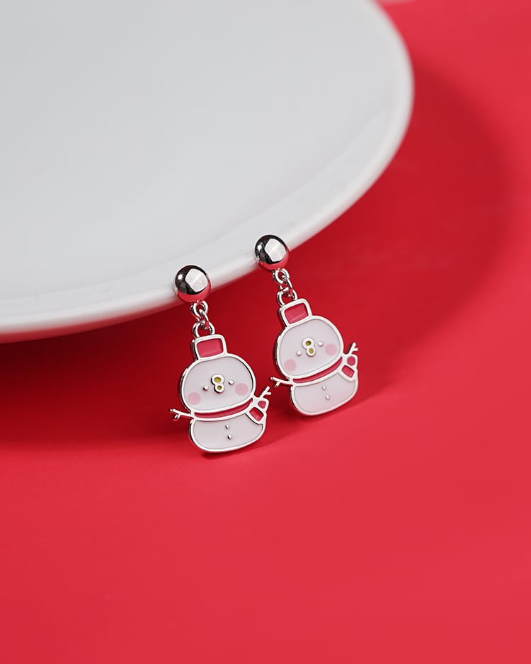 卡娜赫拉的小動物 聖誕P助小雪人 無耳洞黏貼式耳環 場景展示