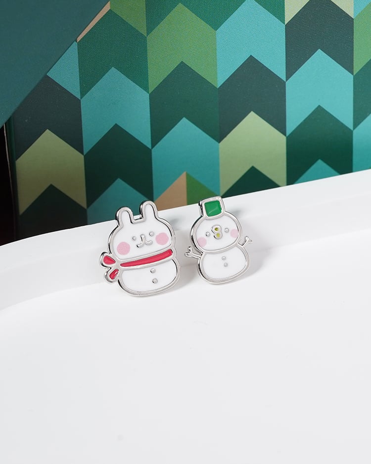 卡娜赫拉的小動物 聖誕兔兔與P助雪人 無耳洞黏貼式耳環 場景展示