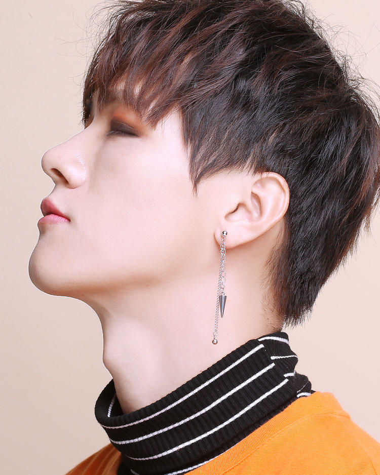 韓版個性錐形圓珠 耳針/無耳洞黏貼式耳環 模特兒展示