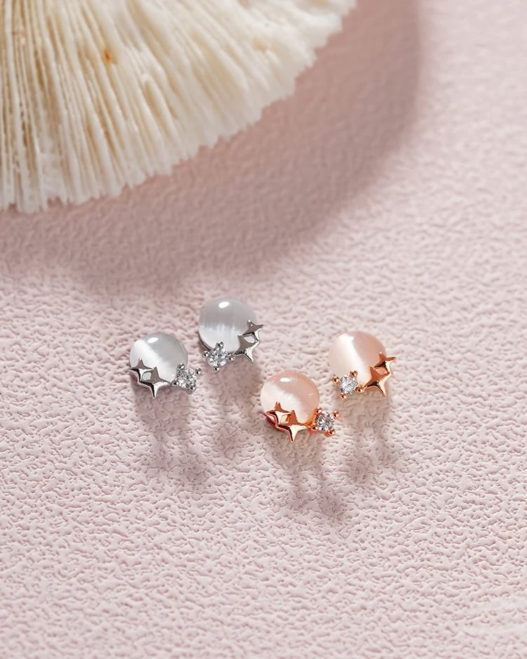 滿月生輝  無耳洞黏貼式耳環 場景展示