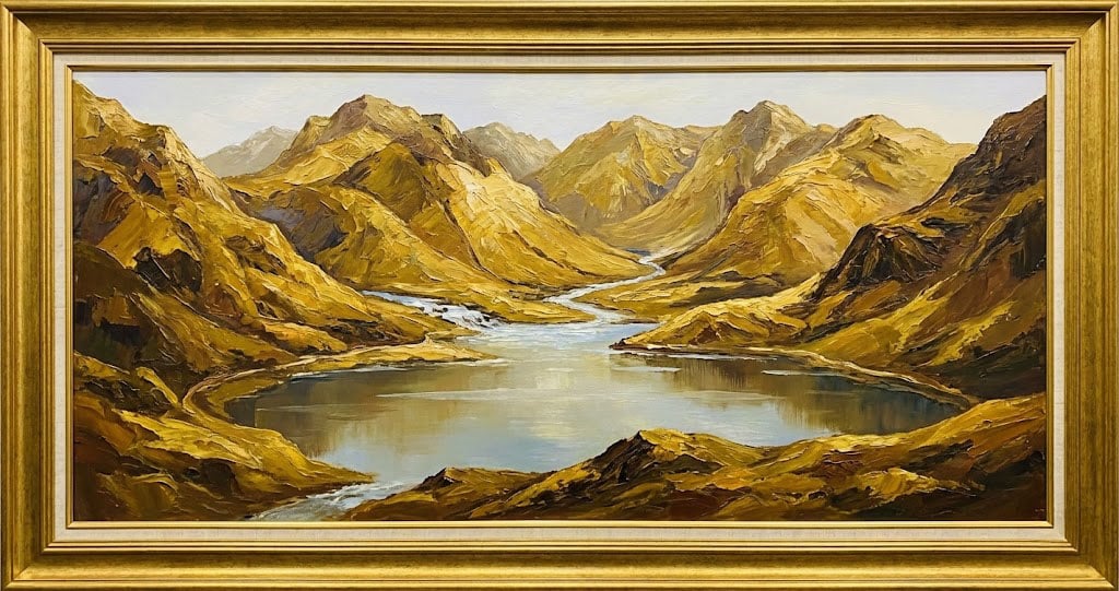 金黃色聚寶盆山水油畫-店面靠山