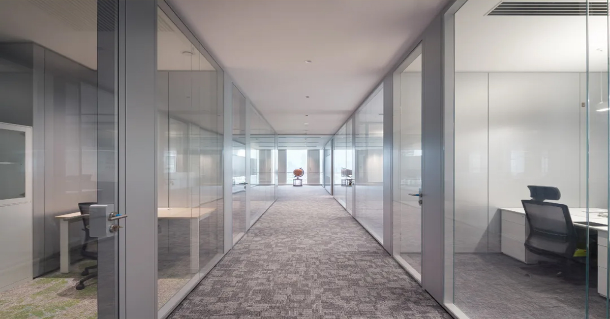 Panorama 系列無豎向型材設計，展現無界視野