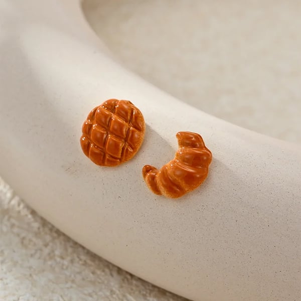 可頌與菠蘿麵包-耳針無耳洞黏貼式耳環